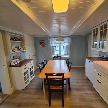 Feriehus Fiskehuset Havnes Averøy